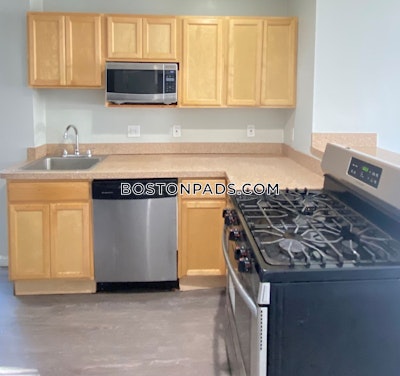 East Boston 3 Beds 1 Bath Boston - $2,995 No Fee