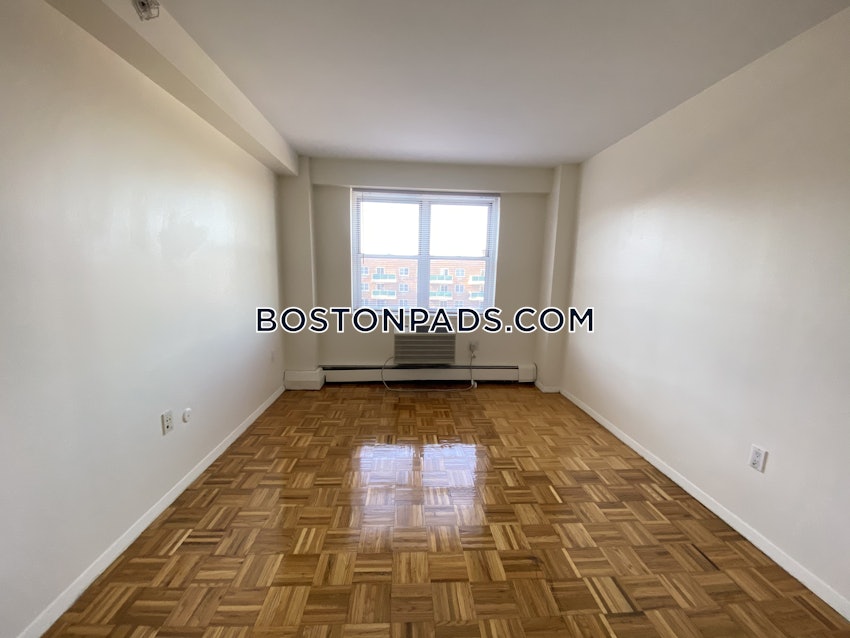 BROOKLINE- BOSTON UNIVERSITY - 2 Beds, 1.5 Baths - Image 3