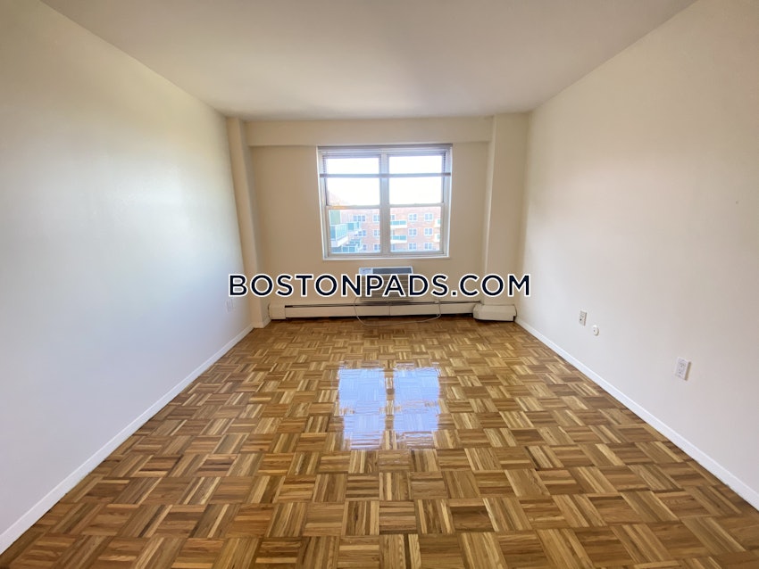 BROOKLINE- BOSTON UNIVERSITY - 2 Beds, 1.5 Baths - Image 9