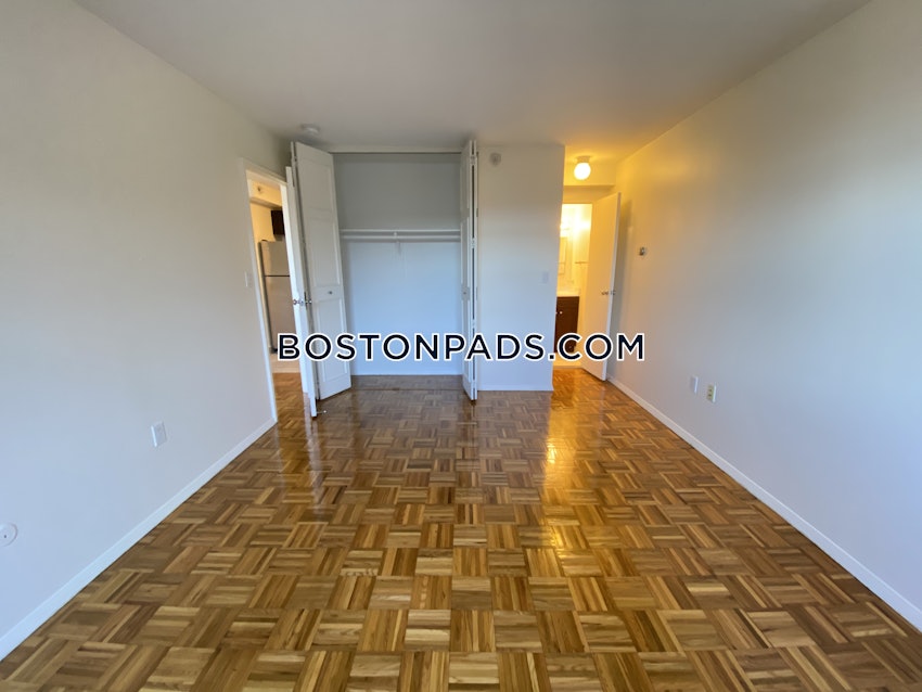 BROOKLINE- BOSTON UNIVERSITY - 2 Beds, 1.5 Baths - Image 10