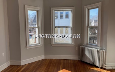 Boston - 4 Beds, 1 Baths