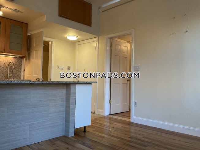 Boston - $2,770+ /mo