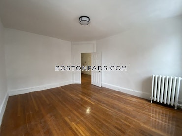 Boston - 3 Beds, 1 Baths