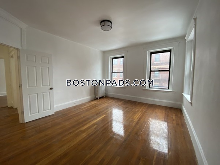 BOSTON - ALLSTON - 3 Beds, 1 Bath - Image 6