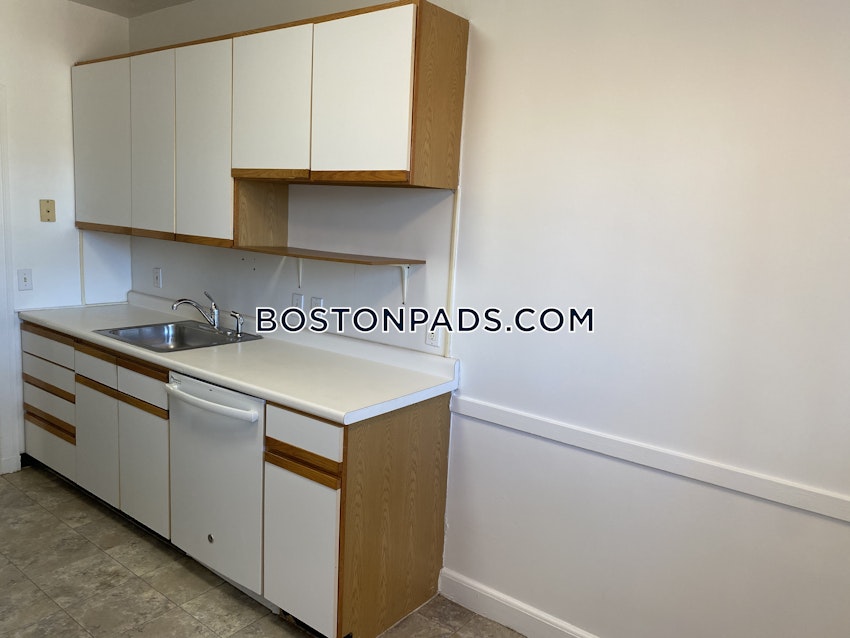 BROOKLINE- COOLIDGE CORNER - 2 Beds, 1 Bath - Image 3