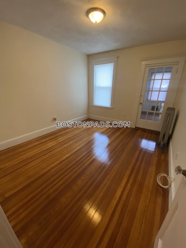 Boston - 4 Beds, 2 Baths