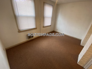 Boston - 4 Beds, 2 Baths