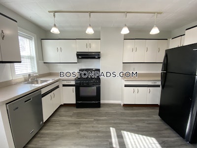 East Boston 3 Beds 2 Baths Boston - $4,150 No Fee