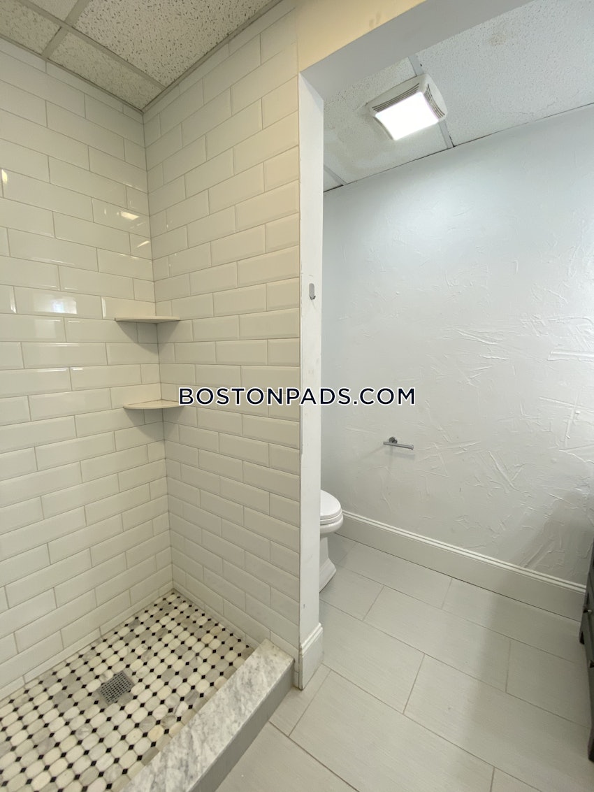 BOSTON - EAST BOSTON - JEFFRIES POINT - 3 Beds, 2 Baths - Image 26