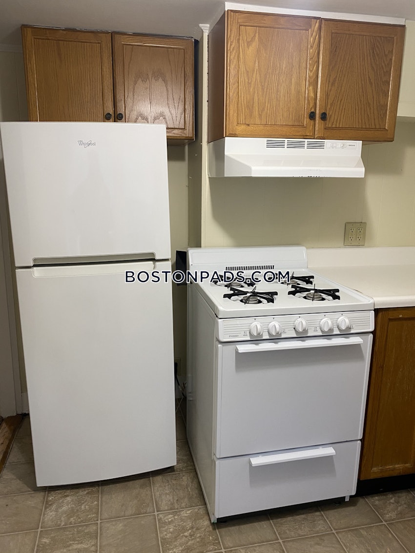 BOSTON - HYDE PARK - 1 Bed, 1 Bath - Image 1