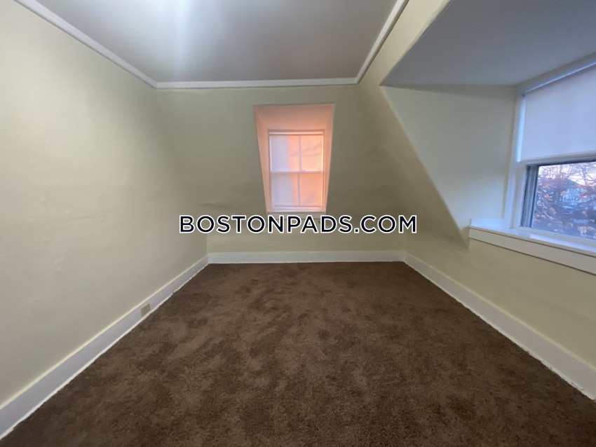 BOSTON - HYDE PARK - 1 Bed, 1 Bath - Image 13