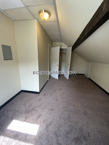 Boston - 3 Beds, 1 Baths