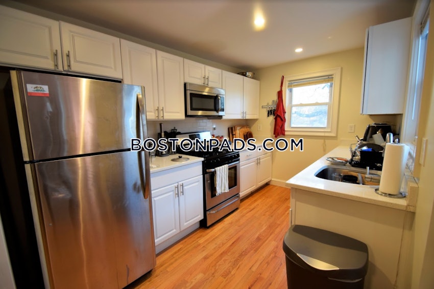 BOSTON - FORT HILL - 4 Beds, 3 Baths - Image 1