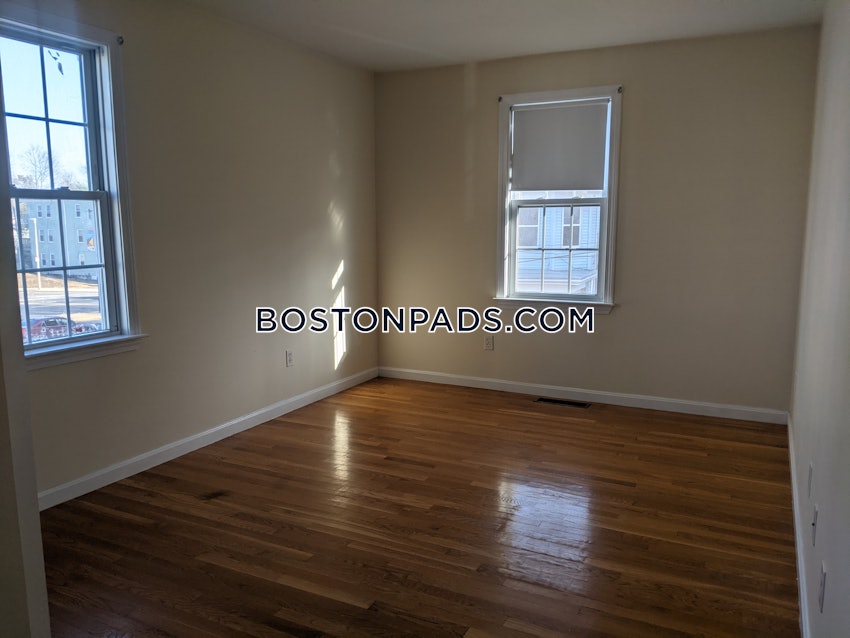 BOSTON - MATTAPAN - 3 Beds, 1.5 Baths - Image 5