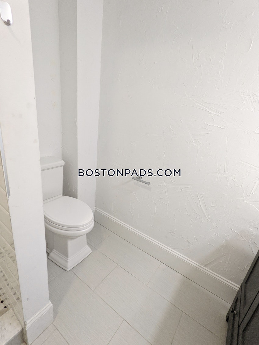 BOSTON - EAST BOSTON - JEFFRIES POINT - 3 Beds, 2 Baths - Image 53
