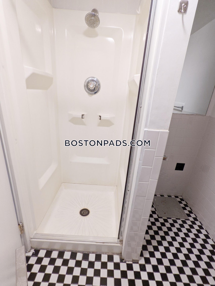 BOSTON - EAST BOSTON - JEFFRIES POINT - 3 Beds, 2 Baths - Image 23