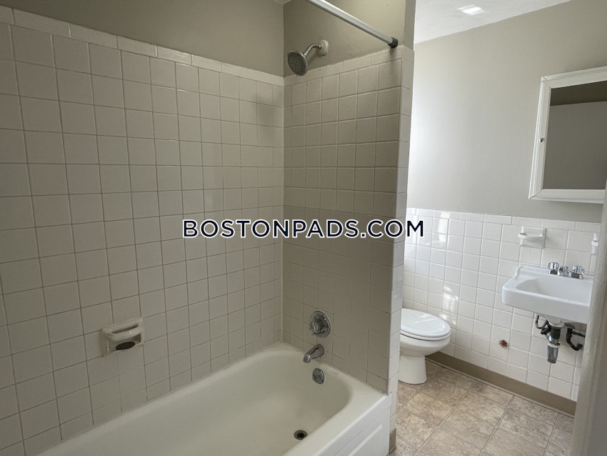 NEWTON - NEWTON HIGHLANDS - 1 Bed, 1 Bath - Image 15