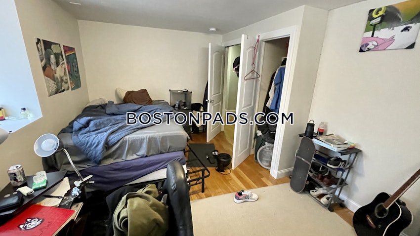 BOSTON - MISSION HILL - 5 Beds, 2 Baths - Image 8