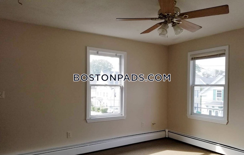 LOWELL - 2 Beds, 1 Bath - Image 7