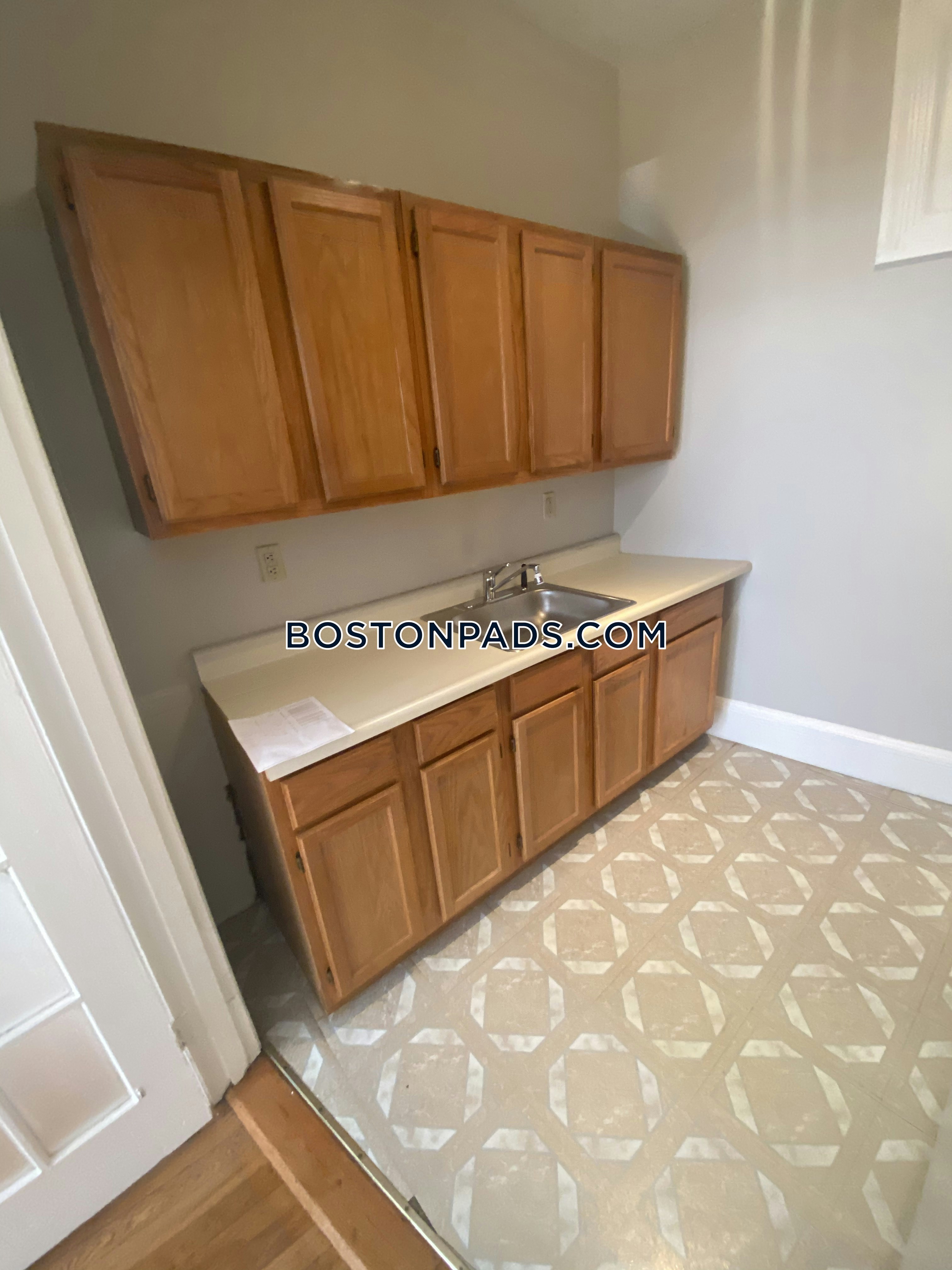 Brookline - $2,700