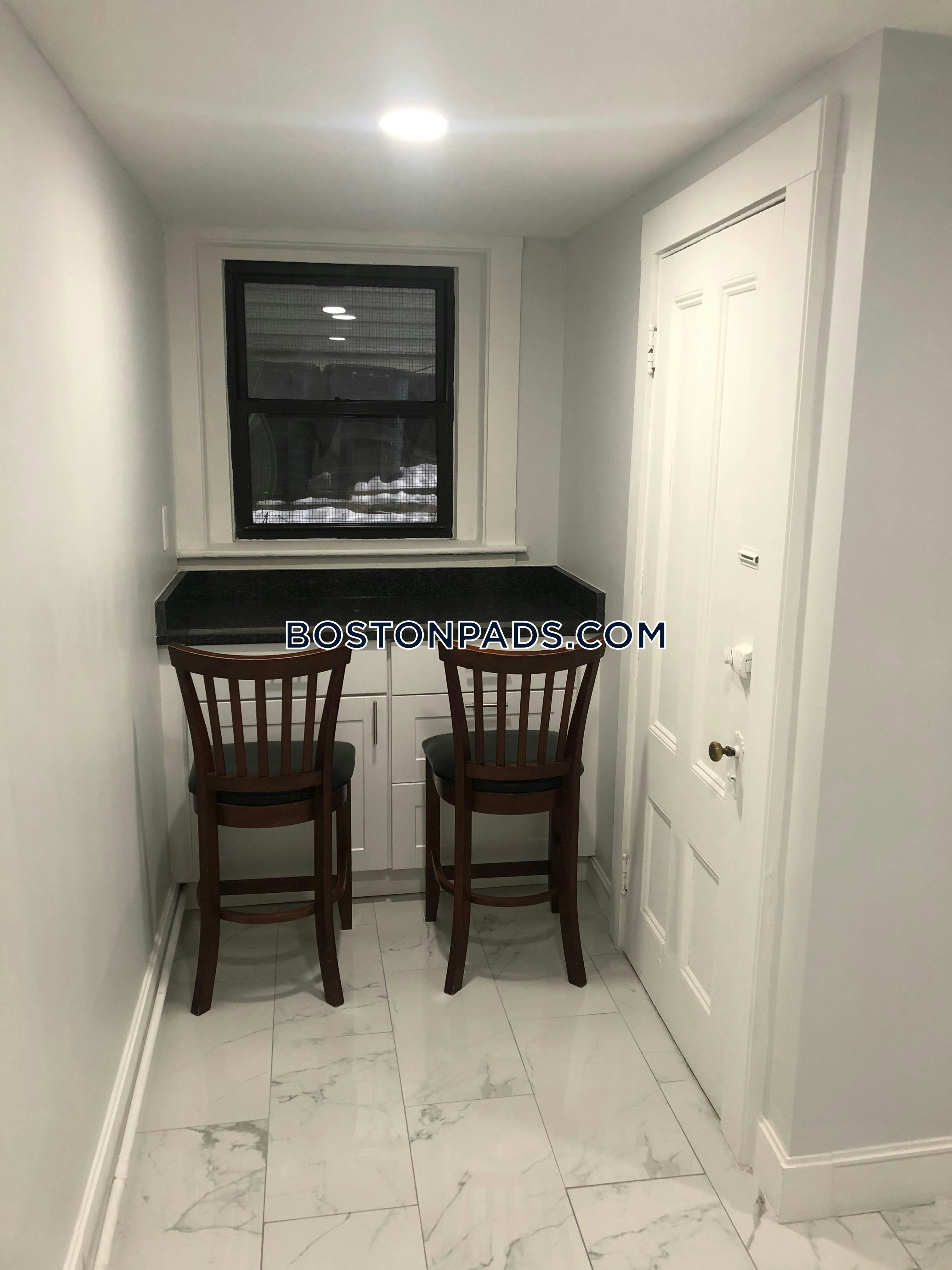 Cambridge 3 Bed 1 Bath CAMBRIDGE Porter Square 3,300