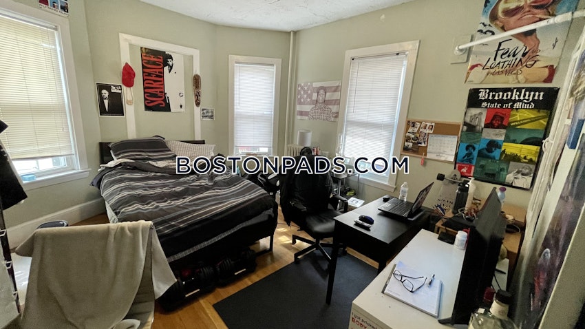 BOSTON - MISSION HILL - 5 Beds, 1 Bath - Image 14