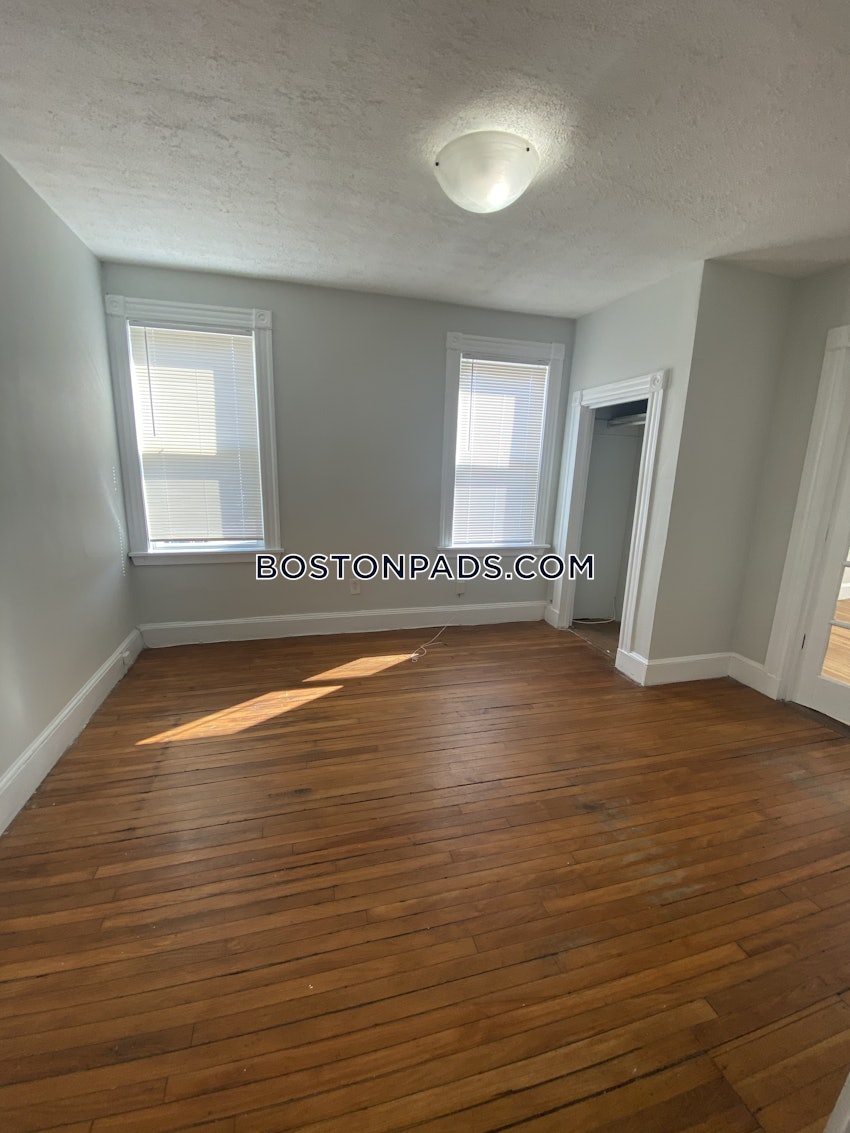 BOSTON - DORCHESTER - ASHMONT - 1 Bed, 1 Bath - Image 6