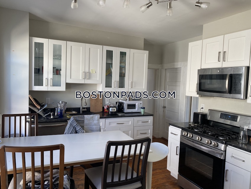 CAMBRIDGE - CENTRAL SQUARE/CAMBRIDGEPORT - 3 Beds, 1 Bath - Image 5