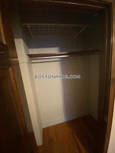 Boston - 2 Beds, 1 Baths