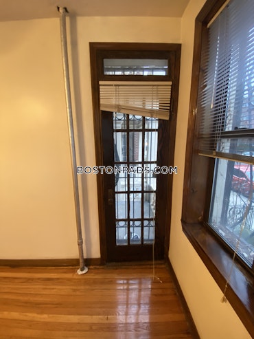 Boston - 2 Beds, 1 Baths