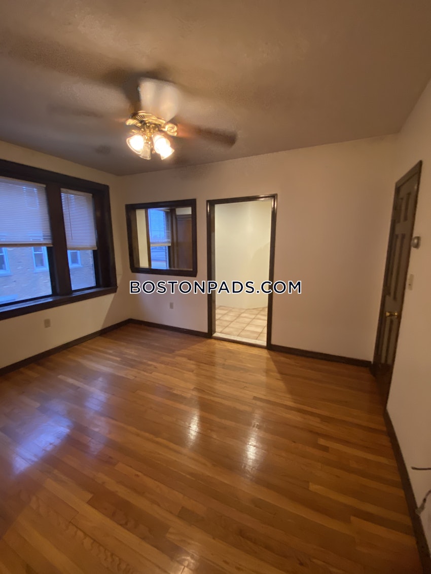 BOSTON - ALLSTON/BRIGHTON BORDER - 2 Beds, 1 Bath - Image 36