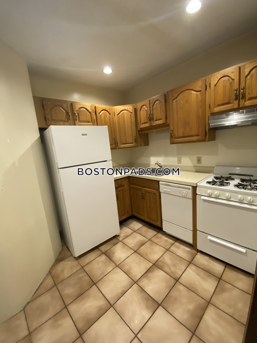 BOSTON - ALLSTON/BRIGHTON BORDER - 2 Beds, 1 Bath - Image 31