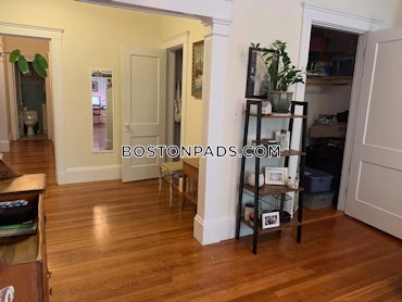 Boston - 1 Beds, 1 Baths