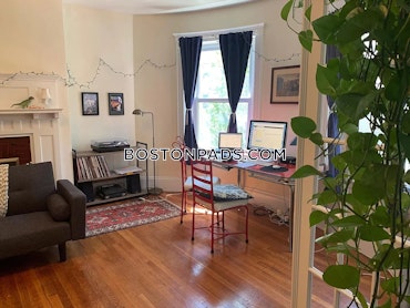 Boston - 1 Beds, 1 Baths