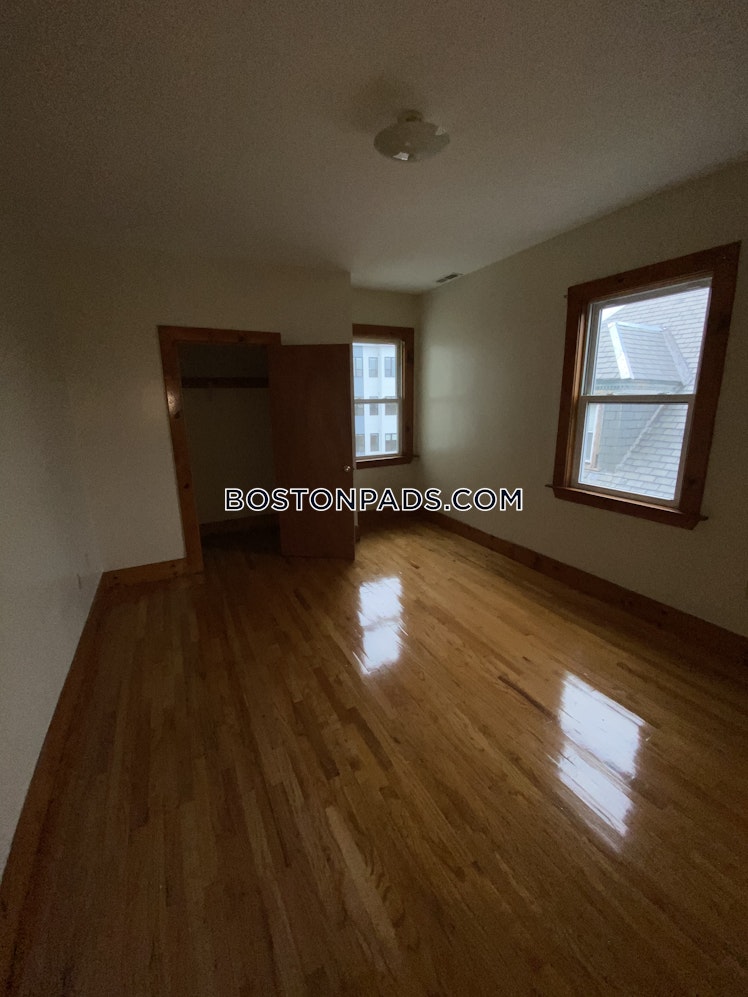 Westminster Ave., Boston