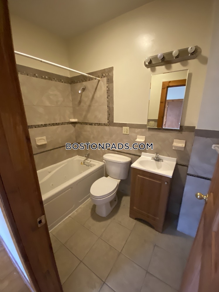 Westminster Ave., Boston