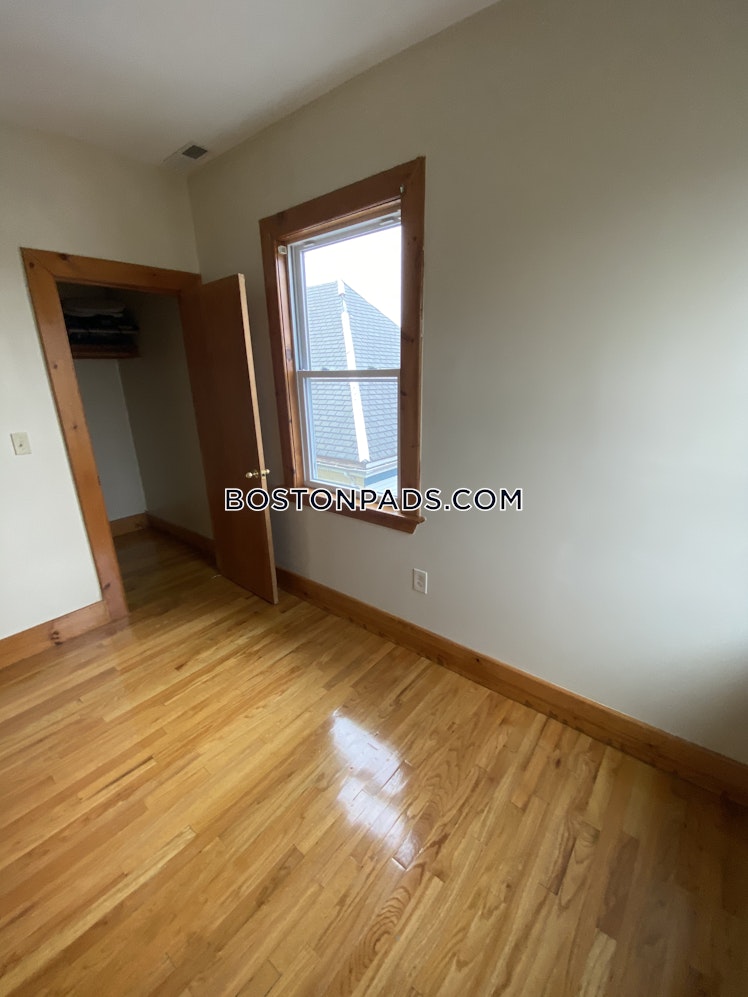 Westminster Ave., Boston