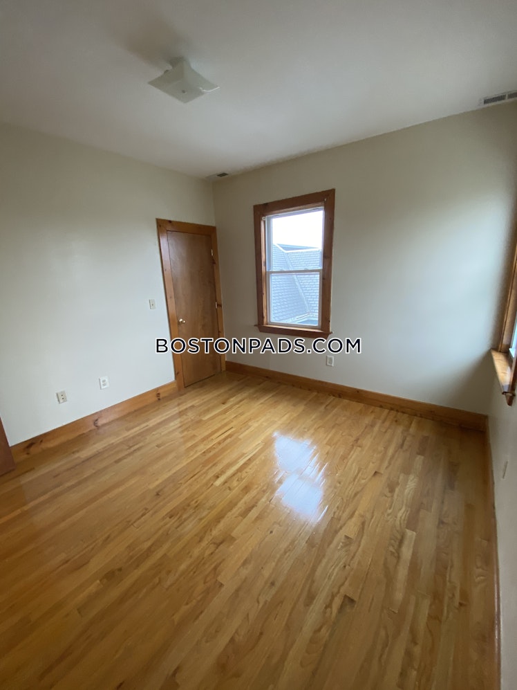 Westminster Ave., Boston