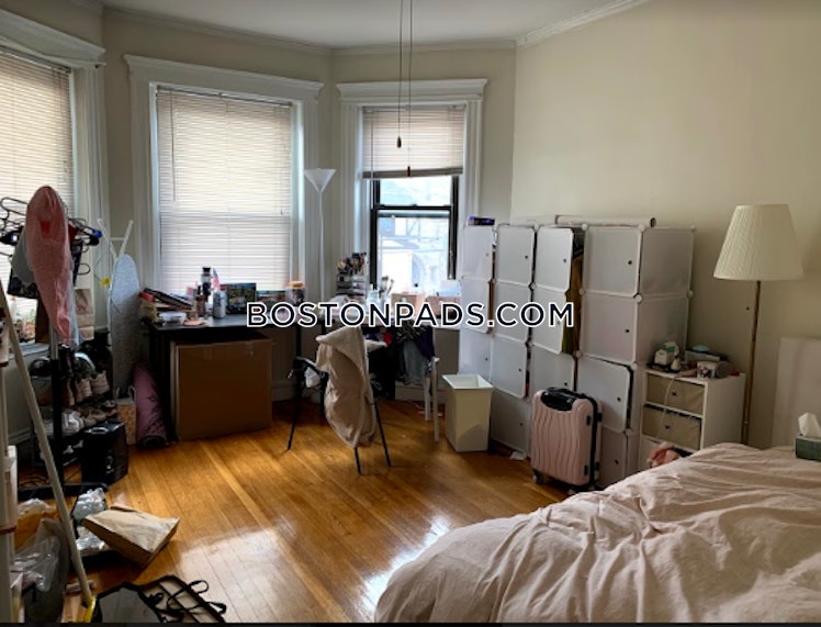 Washington St., Malden