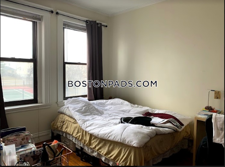 Washington St., Malden