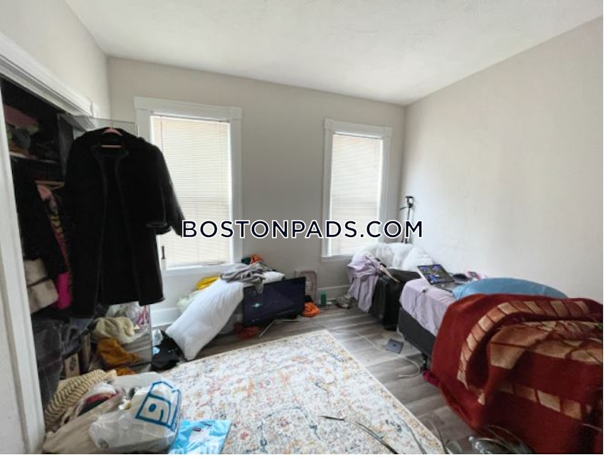 BOSTON - DORCHESTER - SAVIN HILL - 4 Beds, 2 Baths - Image 5