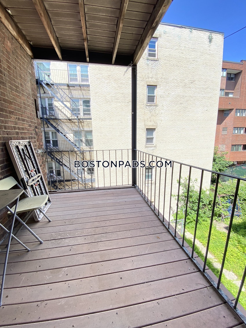 BOSTON - ALLSTON/BRIGHTON BORDER - 3 Beds, 1 Bath - Image 6