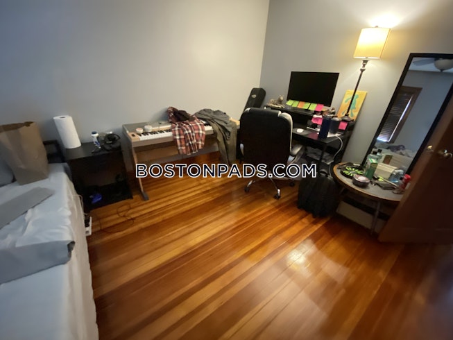 Somerville - $6,300+ /mo