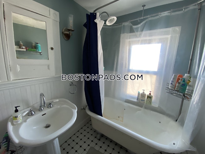 Somerville - $6,300+ /mo