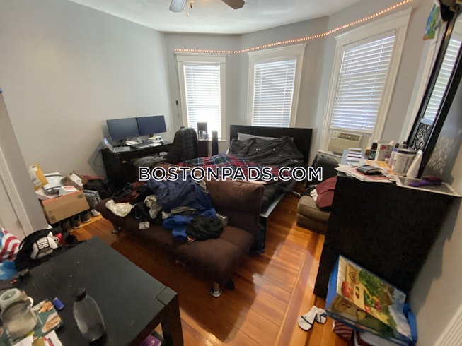 Somerville - $6,300+ /mo