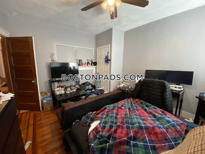 Somerville - $6,300+ /mo