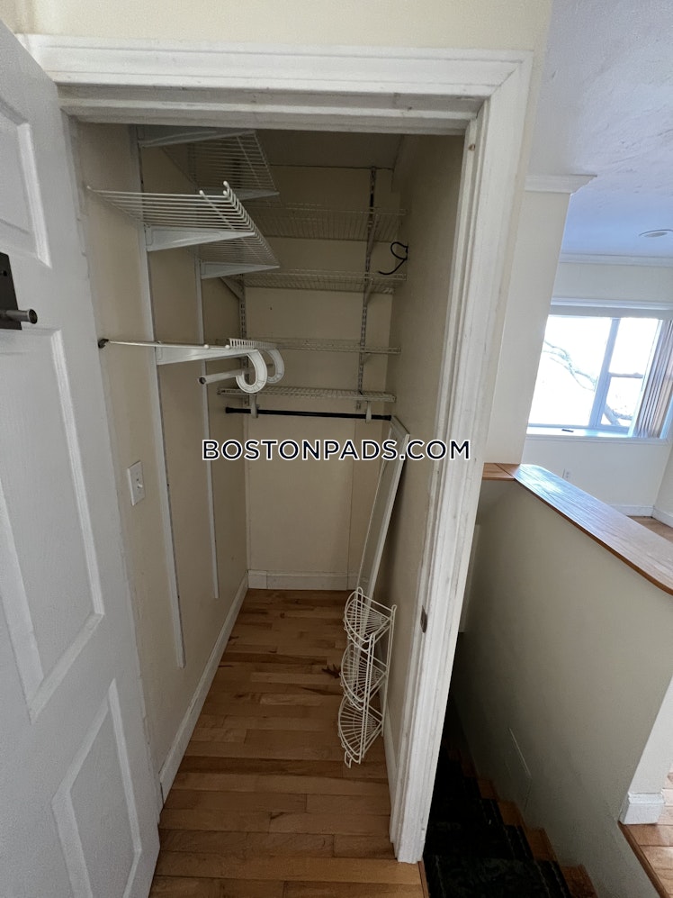 Winthrop Rd., Brookline