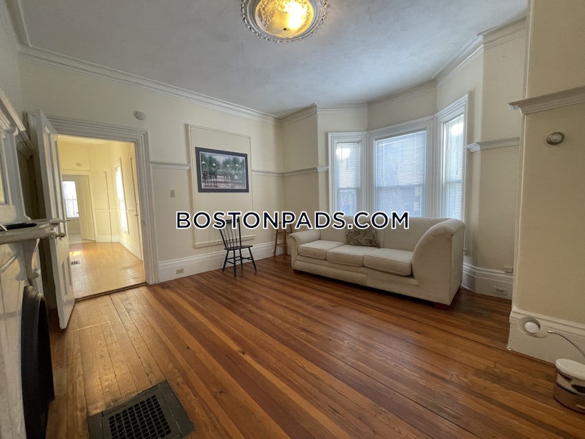 BOSTON - ROXBURY - 3 Beds, 2 Baths - Image 12