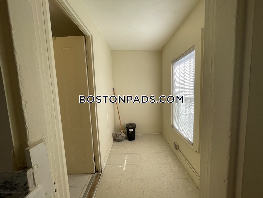 BOSTON - ROXBURY - 3 Beds, 2 Baths - Image 5