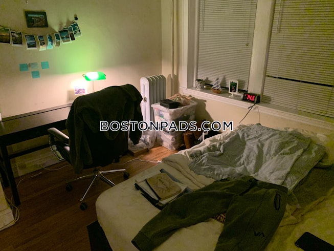 Boston - $2,800+ /mo